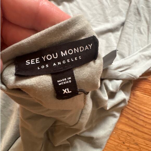 NWT See You Monday light mint green open back tank SIZE XL - Picture 3 of 5